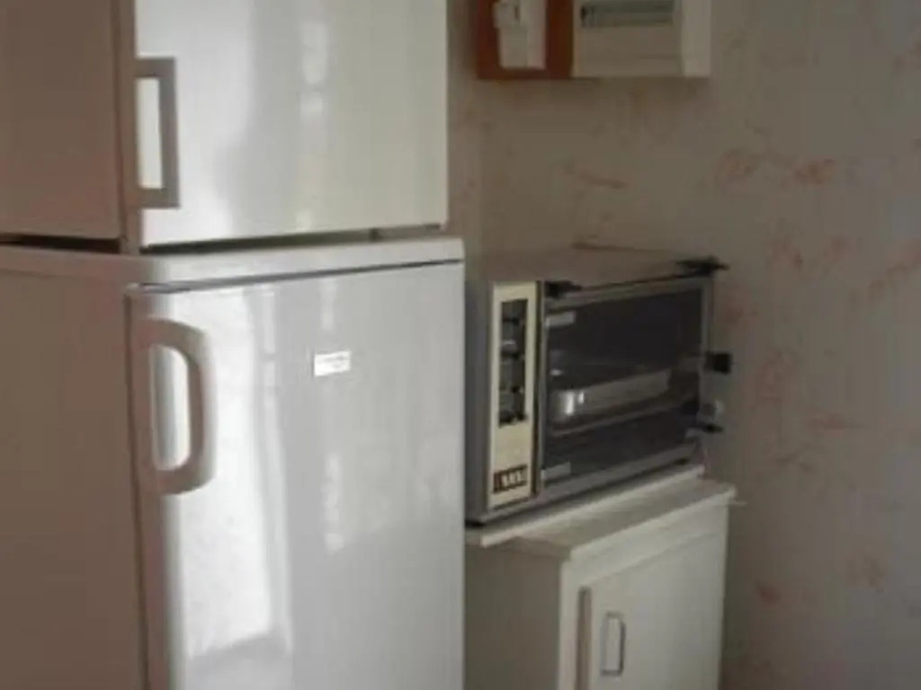 Charmante Fermette Rénovée avec Terrasse Privative et Vélos, 2 Chambres, Proche Le Lude - FR-1-410-155