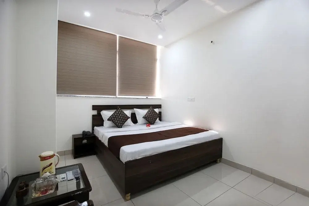 New DK Palace by OYO Rooms