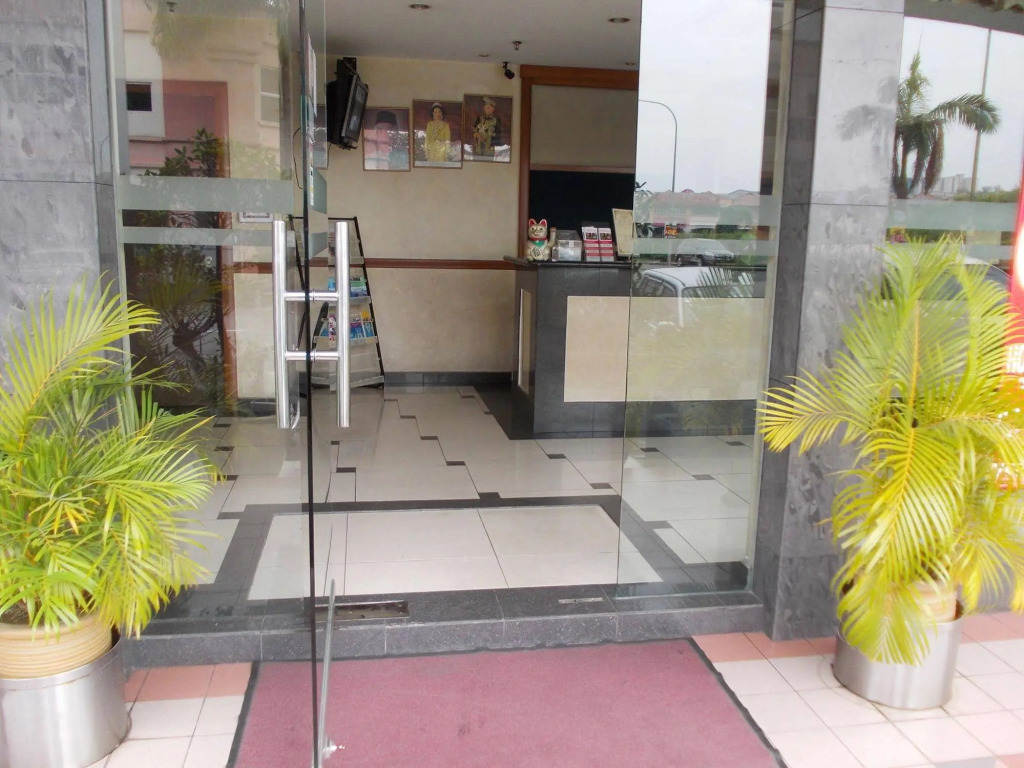 Hotel Sri Sutra - Pusat Perdagangan Seri Kembangan