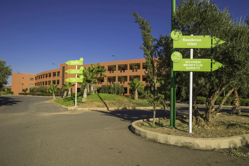 Condominium Hotel Resorts Oliva