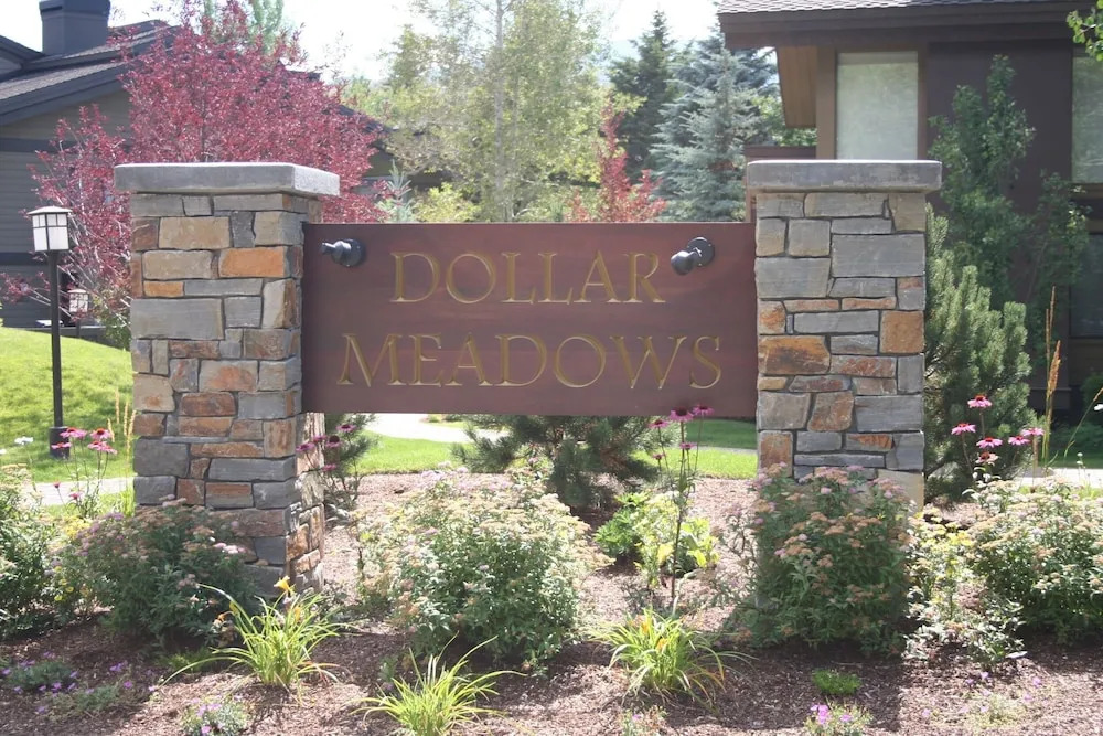 Dollar Meadows 1382 - 2 Br Condo