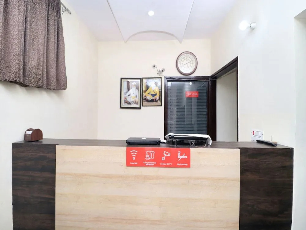 OYO 16494 Dhunna Guest House