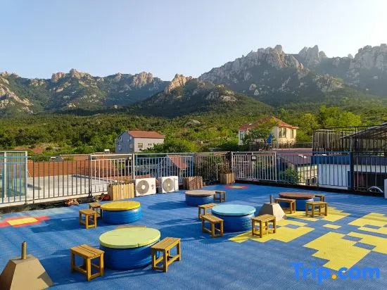 Yunshang Four Seasons Homestay (Laoshan Yangkou Beach Store)