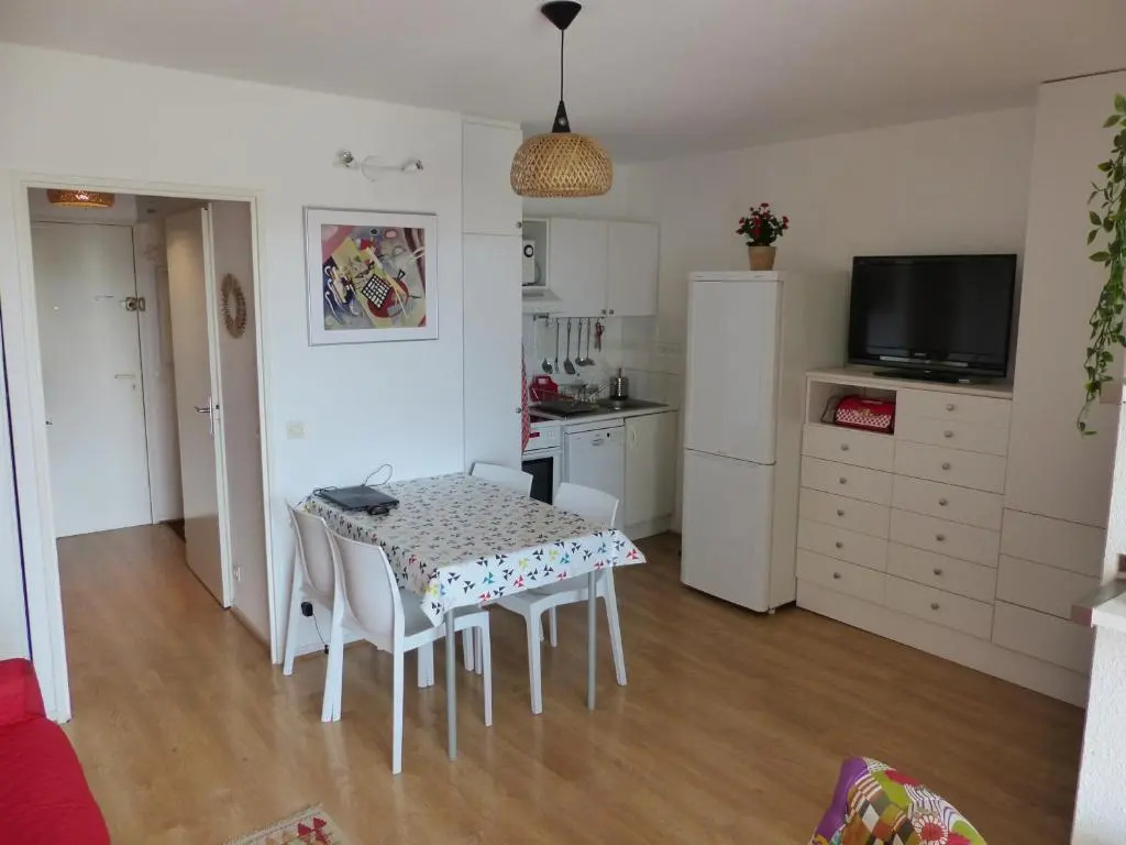 Appartement Pour 4 Personnes Avec Vue Sur Le Port de Plaisance- Residence Le Genois