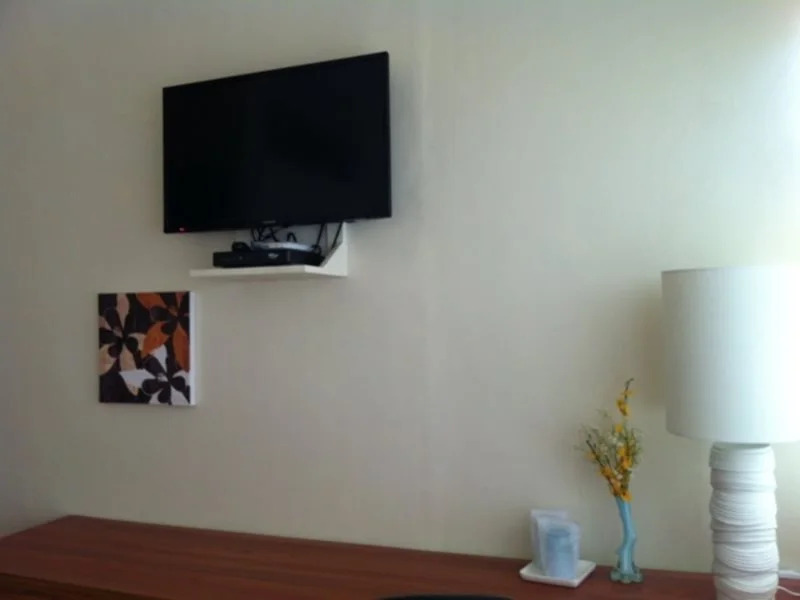 Myras Family Inn