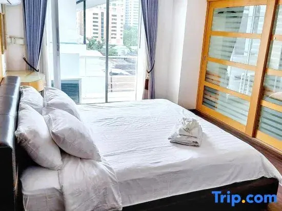 Short-Term Rental Allowed - 6D Downtown BKK Serviced Apartment