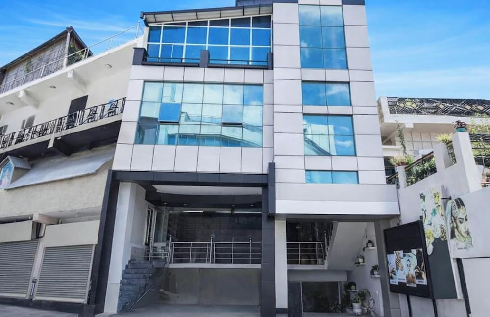 Hotel pushpanjali
