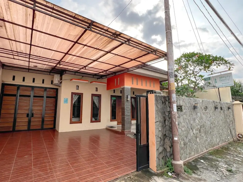 Homestay Syariah Sawitsari Dekat Pakuwon Mall dan UGM by Simply Homy