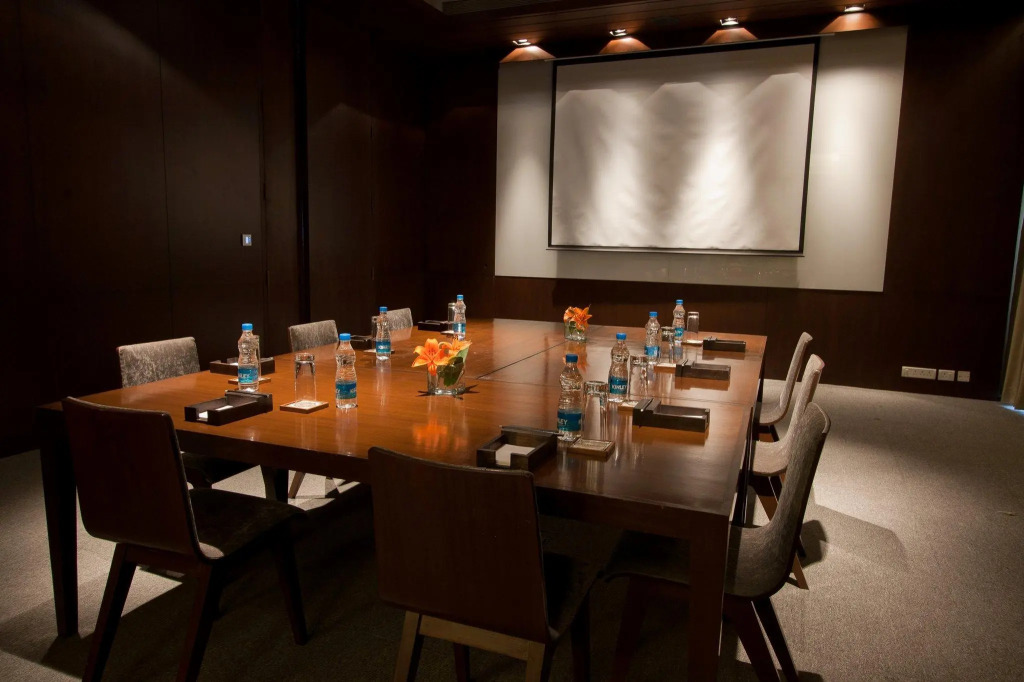Slohh by Roach Bengaluru, Curio Collection by Hilton