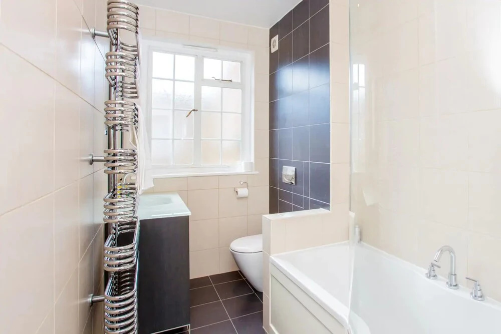 2 Bedroom West End Apartment Close To Regent's Park