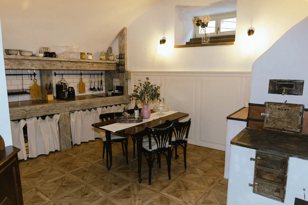 Opera apartments - Mestský palác