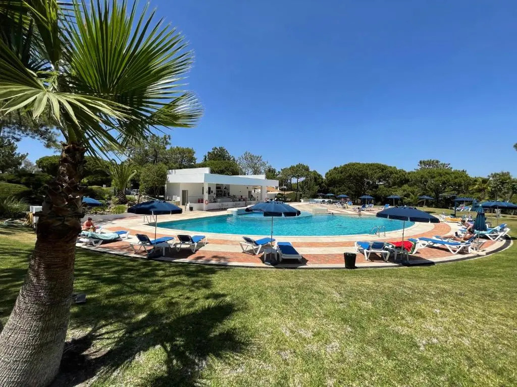 Victory Village Quinta do Lago - Spacious 2 Bed / 3 Bath Apartment