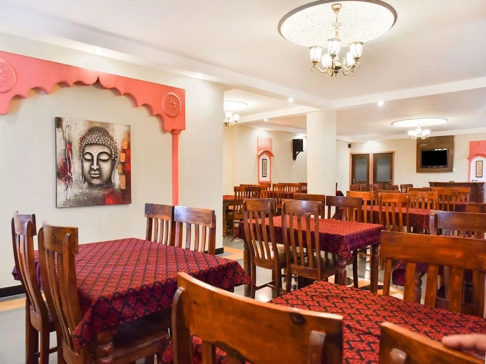 Capital O 35409 Hotel Megh Niwas