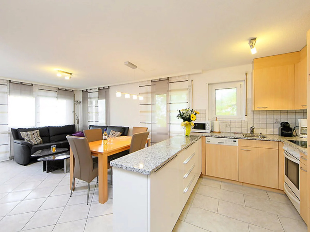 Apartment Sonnhalde B by Interhome