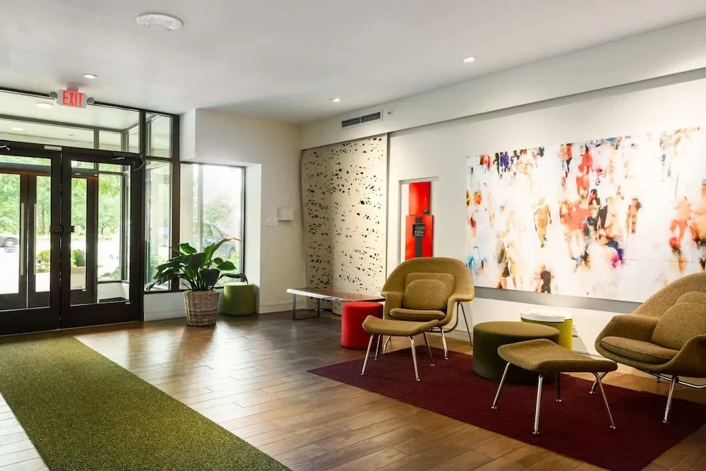 Parc - Warm CWE Apts near BJC by Zencity