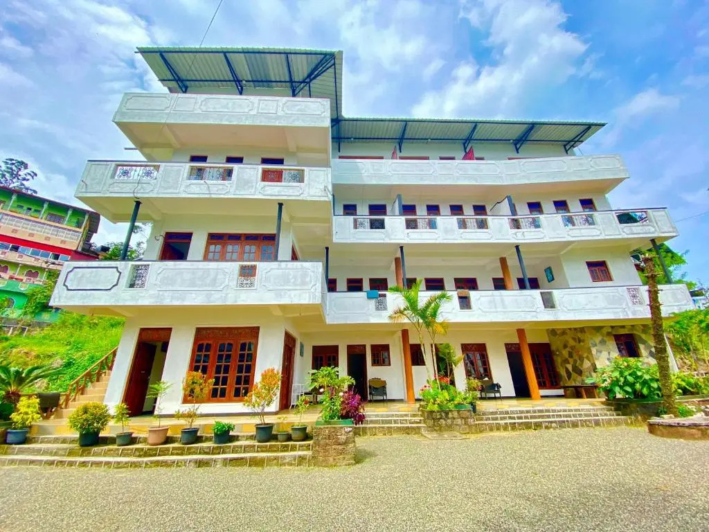 sri lak residence