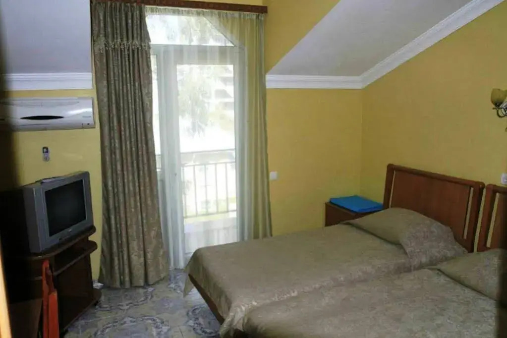 Duta Hotel