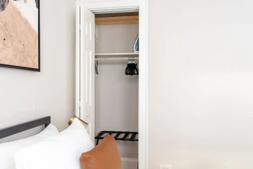 1BR Getaway Apt Modern in Lincoln Square