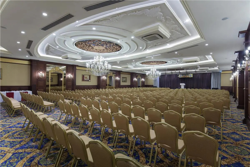 Отель Diamond Excellence Resort & Spa