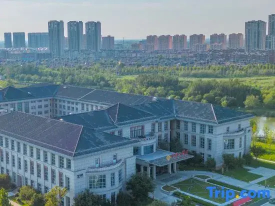 Zhongyu Grand Hotel (Binzhou Zhonghai Scenic Area)