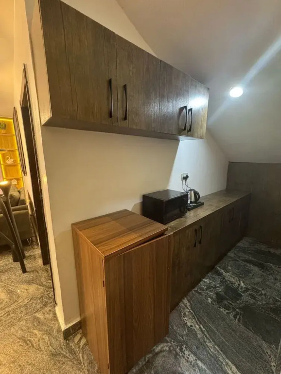 Bottega Apartment & Suites