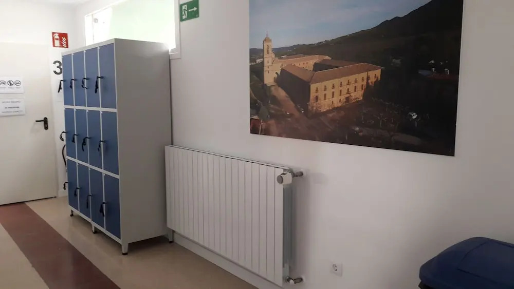 Albergue de Peregrinos San Cipriano - Hostel