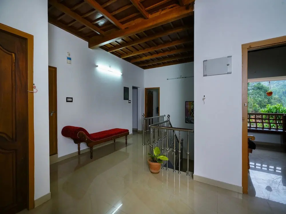 OYO 12026 Planter's Villa