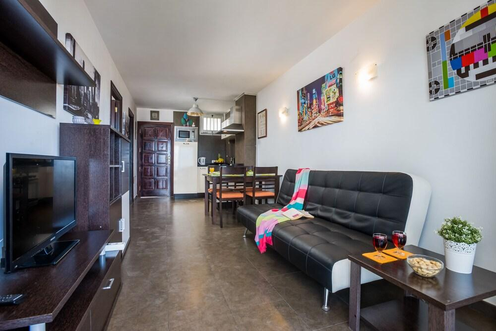 1020 Apartment with Fabulous View of Las Americas
