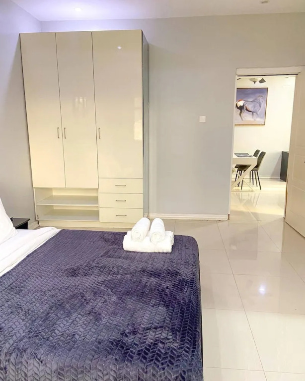 Le Noir Studio Apt Ikoy
