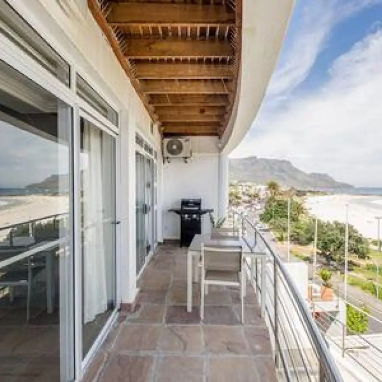 Cozy Apartment Opposite Camps Bay Beach Seasonsfind the Bay