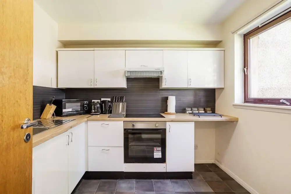 Summit Stylish Headland Court Apartment 2 Bedroom
