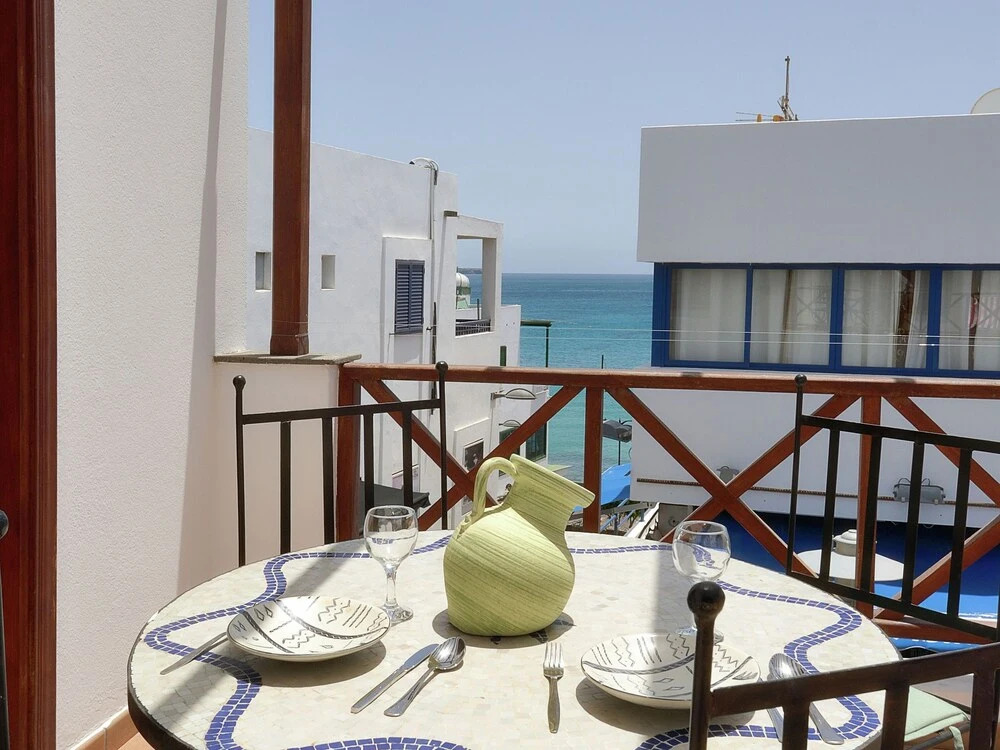 Large Appartment with Seaview in Center of Playa Blanca near Sea