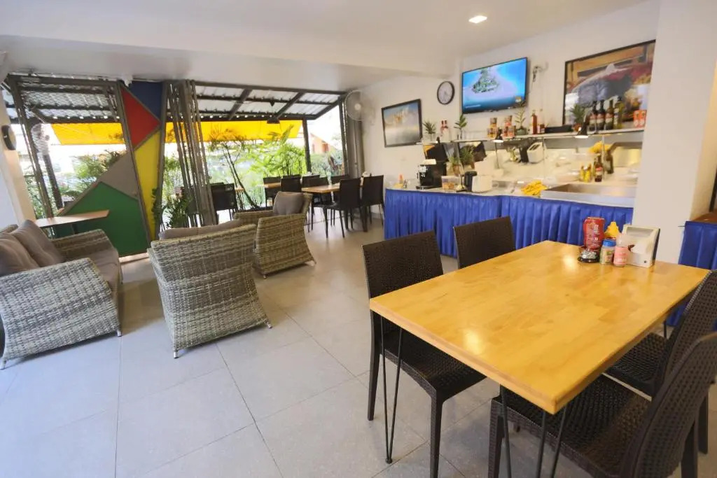 Hotel Montha