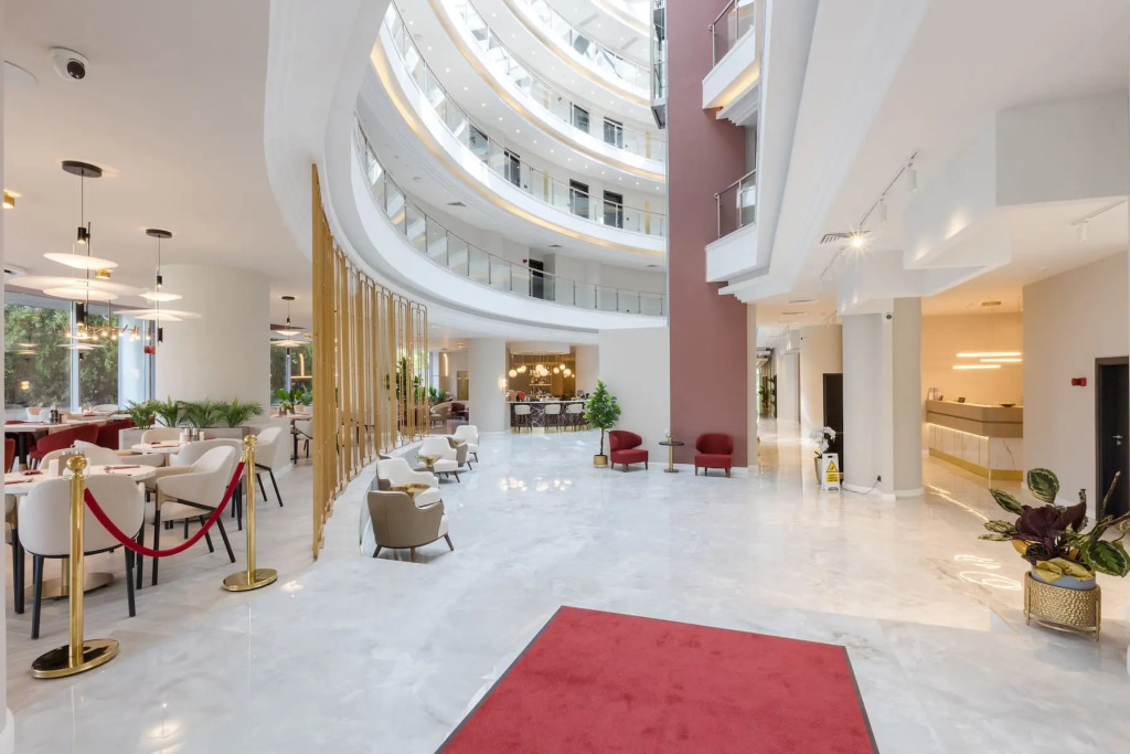 Ramada by Wyndham Bucharest Otopeni Airport