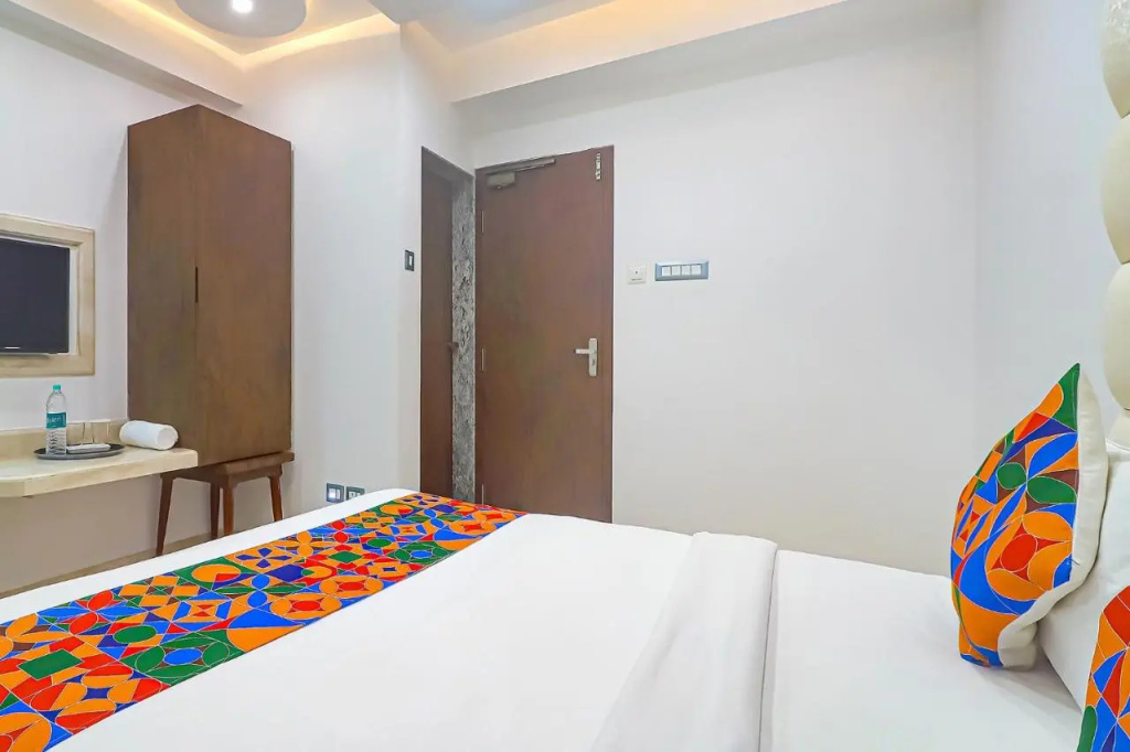 Fabhotel Ruklo