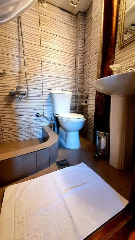 Varosi Guesthouse
