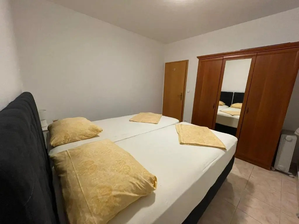 Apartments Mavarcica