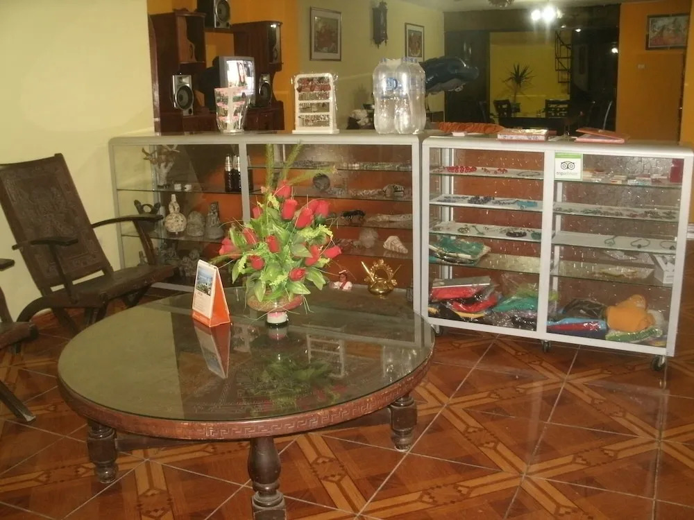 Angelicas House 2BR Near Airport Terrace WiFi
