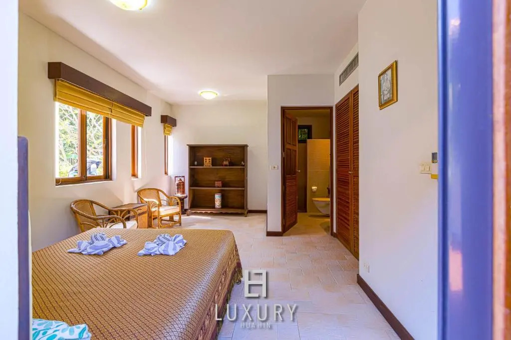 Bali Style Mansion in Great Location WL2