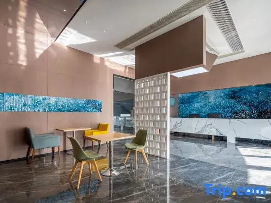 Youyi Hotel (Zhuji Yongli PlazaOriginal Island Hotel)