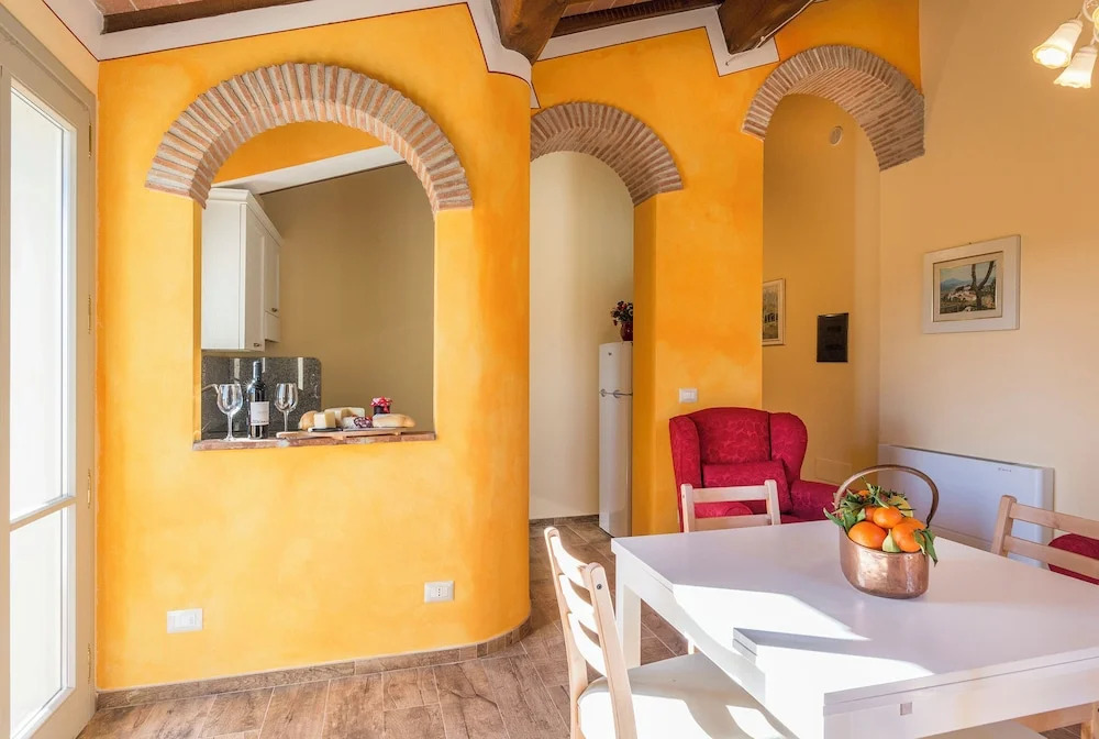 Luxury Villa in Tuscany with Pool near Pisa and Florence - Eight Bedrooms 14 pl