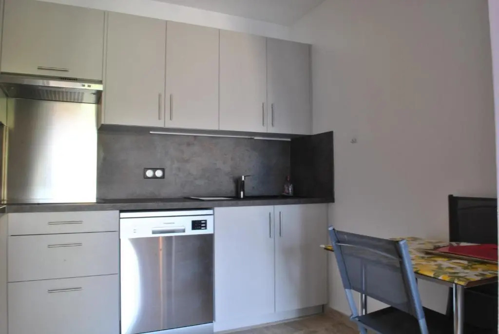 Le Windsor Appartement 2p / Det2002