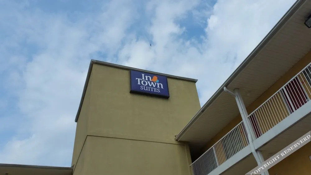 InTown Suites Extended Stay Gulfport