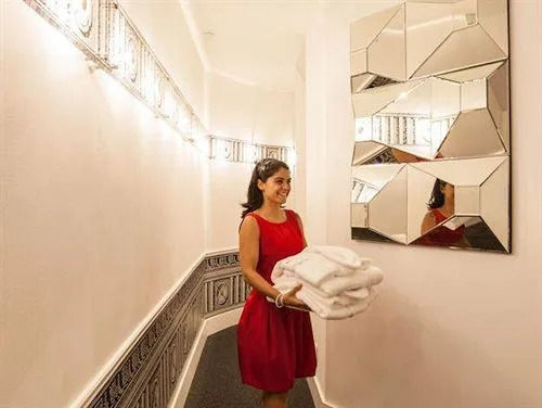 Teatro Boutique Rooms & Suites