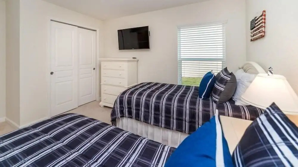 Amazing 5 Bedroom 5 Bath Pool Home in Windsor Hills Resort