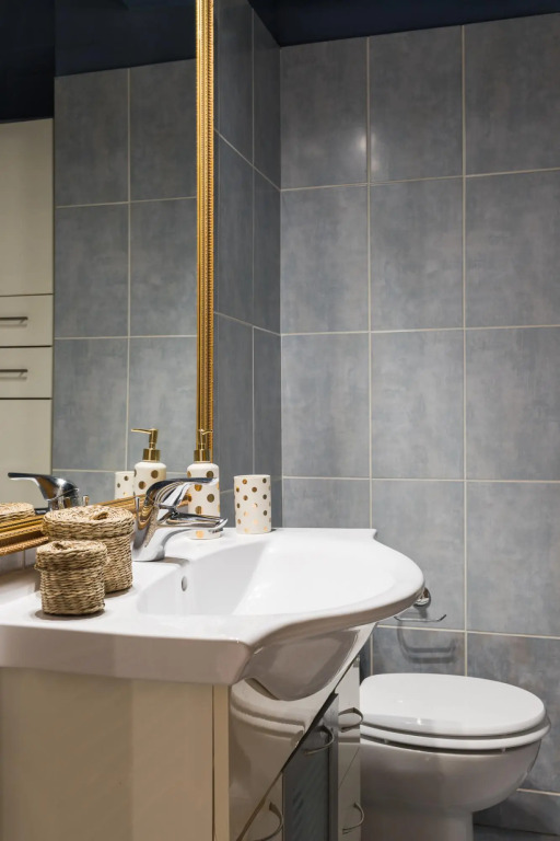 Athenian Stylish 2 bdrm Apartment