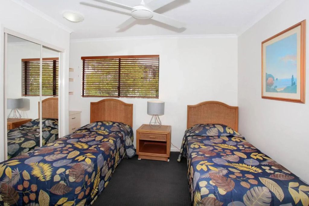 Unit 4 'Beaumont Sur Mer', Coolum Beach