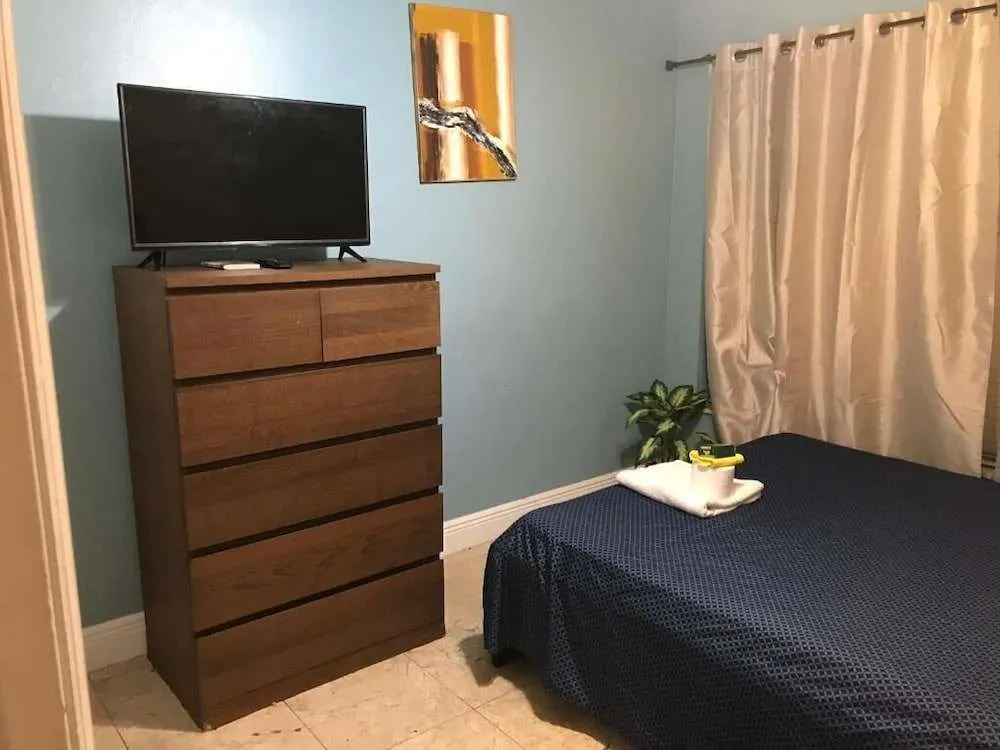 Cozy Guest House Florida Sunrise