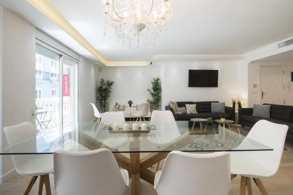 Stylish *NEW* Apartment in Alicante w/ 4 bedrooms