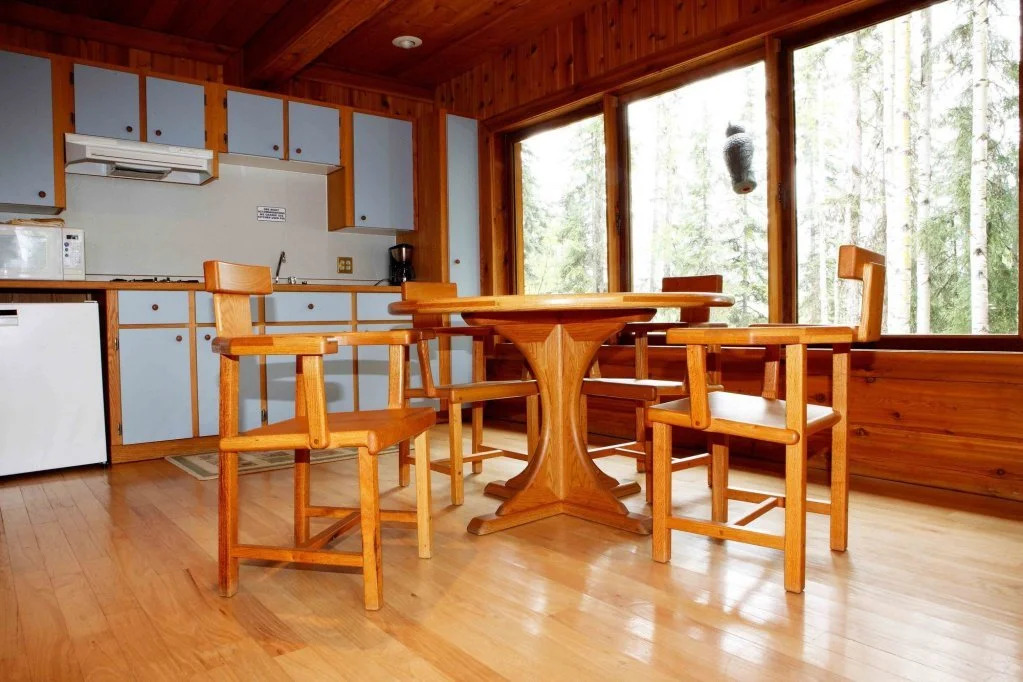 Becker's Lodge Bowron Lake Adventures Resort